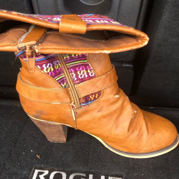 Colorful Patterned Leather Boots - Picture 3 of 6